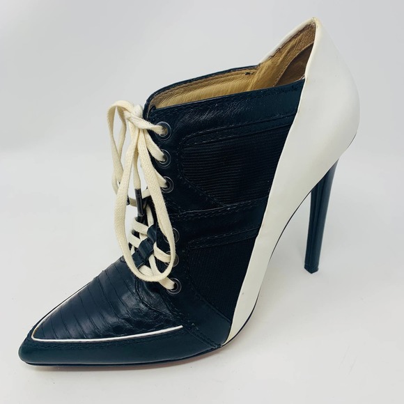 L.A.M.B. Shoes - L.A.M.B. Gwen Stefani Beautiful Funky Black/White Leather Booties Size 10 RARE